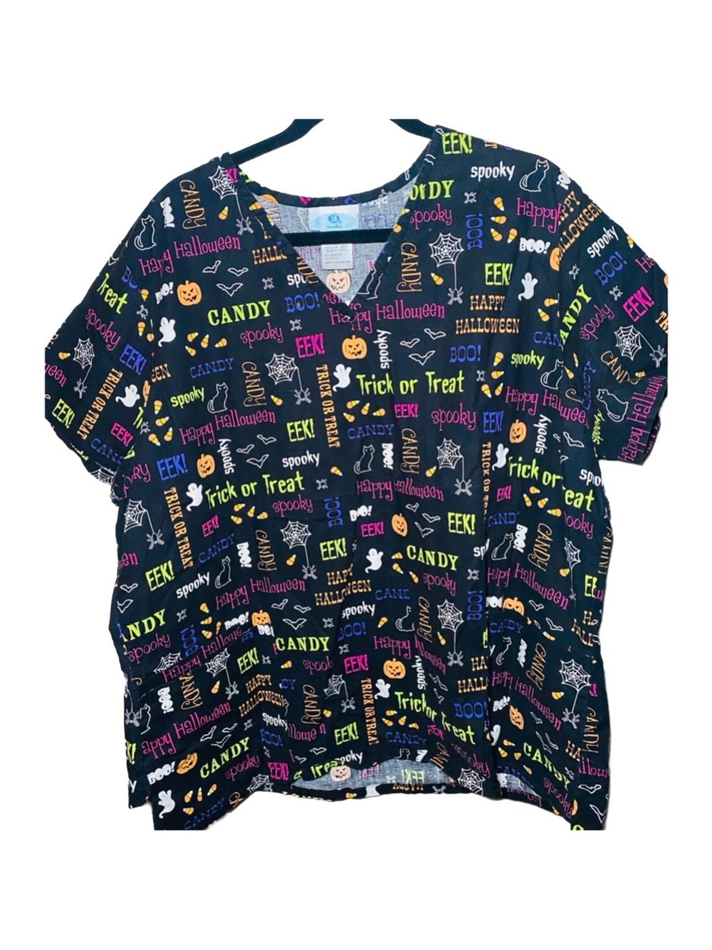 SCRUBS Happy Halloween Jack O'Lantern Spooky Ghost EEK Scrub Tops Medical, 2xL